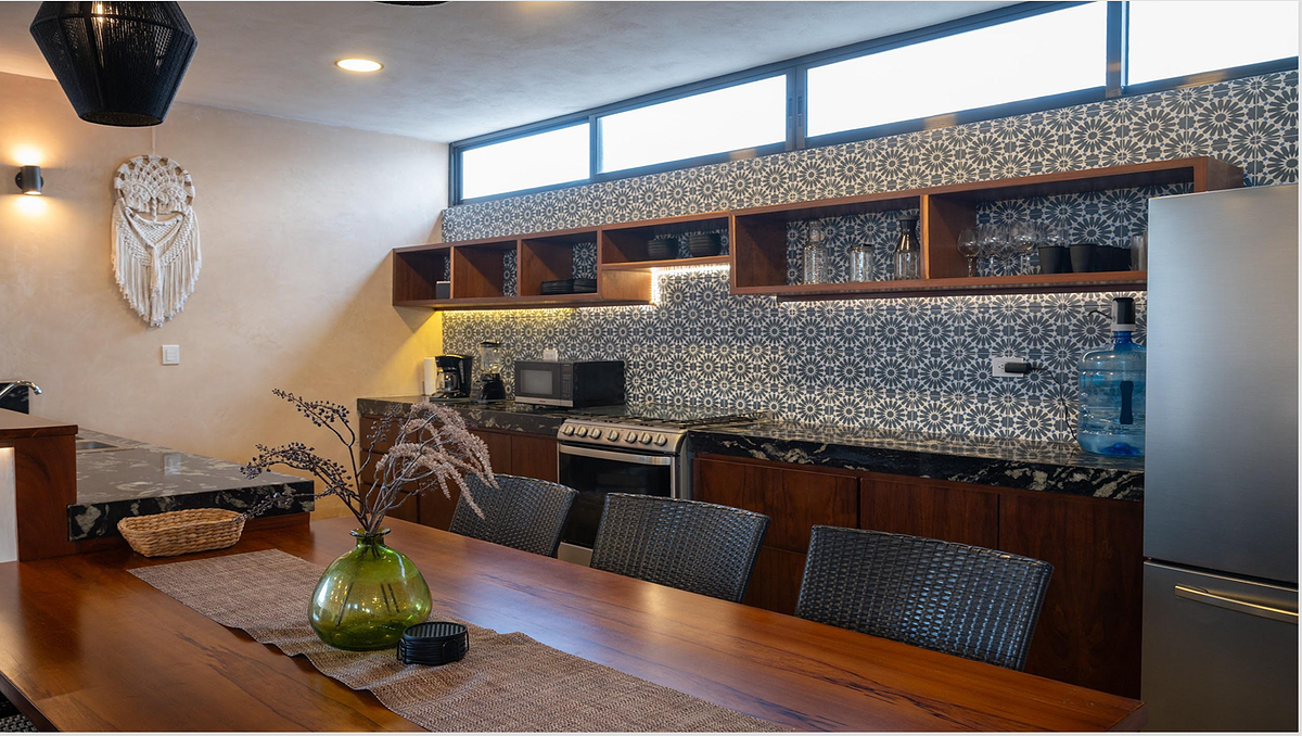 24 de 24: Comedor y Cocina