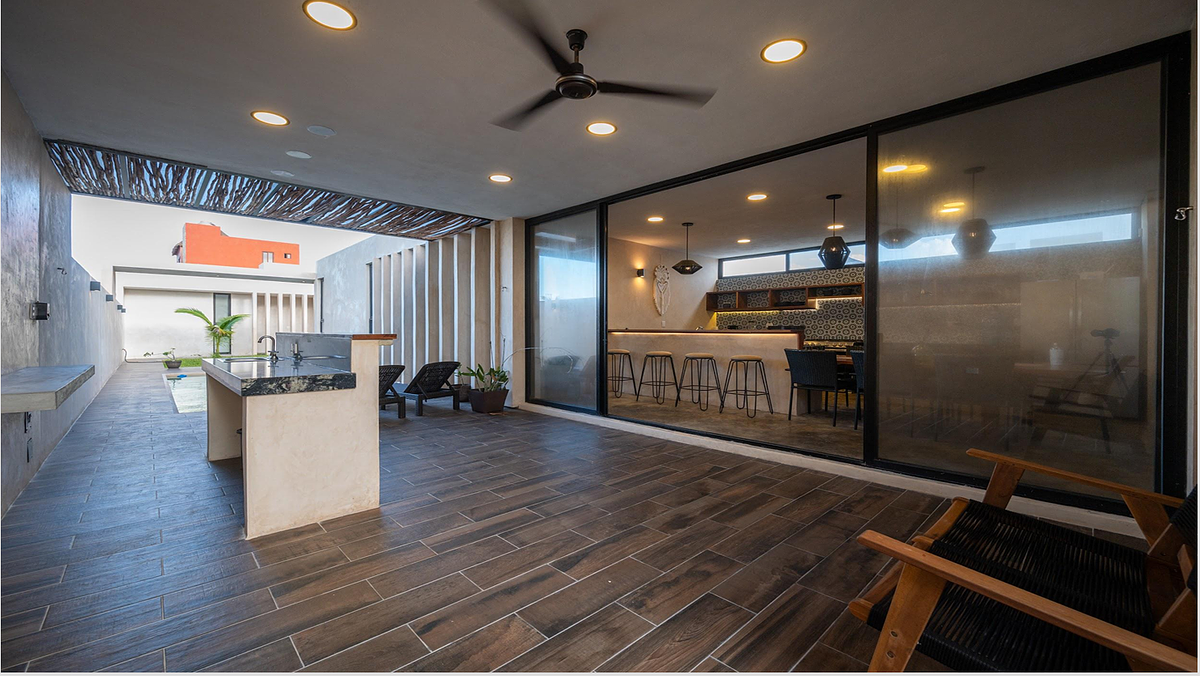 21 de 24: Terraza y Bar