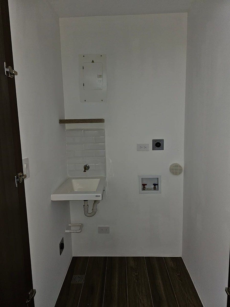 Apartamento en Zona 10, Guatemala, foto 9 de 11