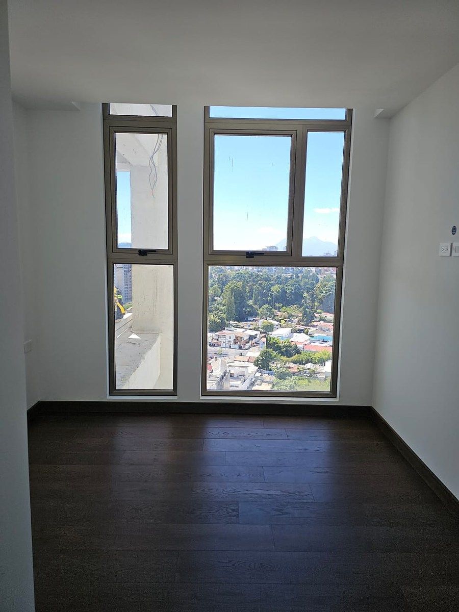 Apartamento en Zona 10, Guatemala, foto 5 de 11