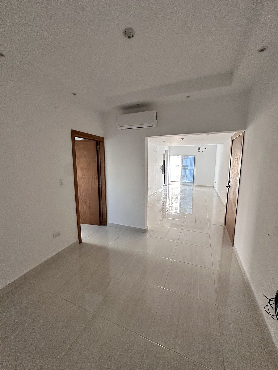 12 de 14: Sala comedor