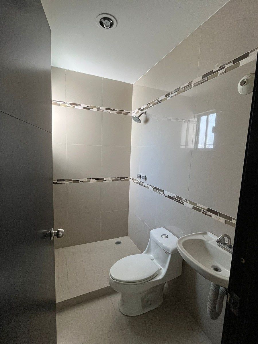 7 de 12: Baño completo