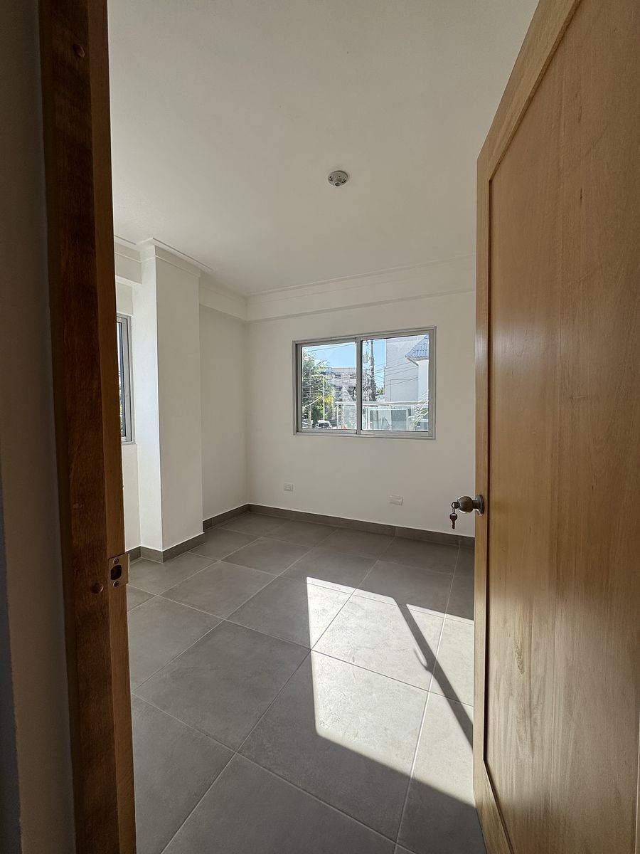 10 de 18: habitacion secundaria