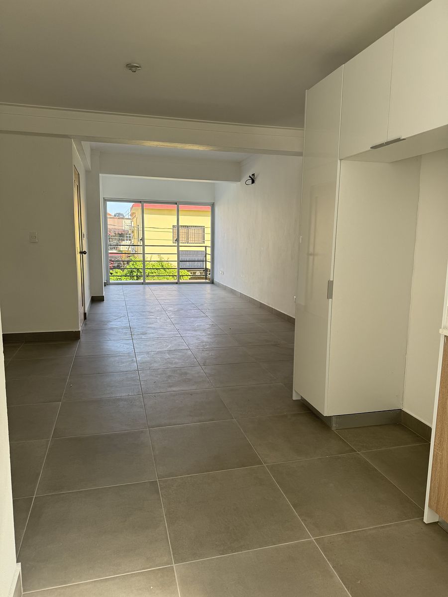 3 de 18: perspectiva desde la cocina