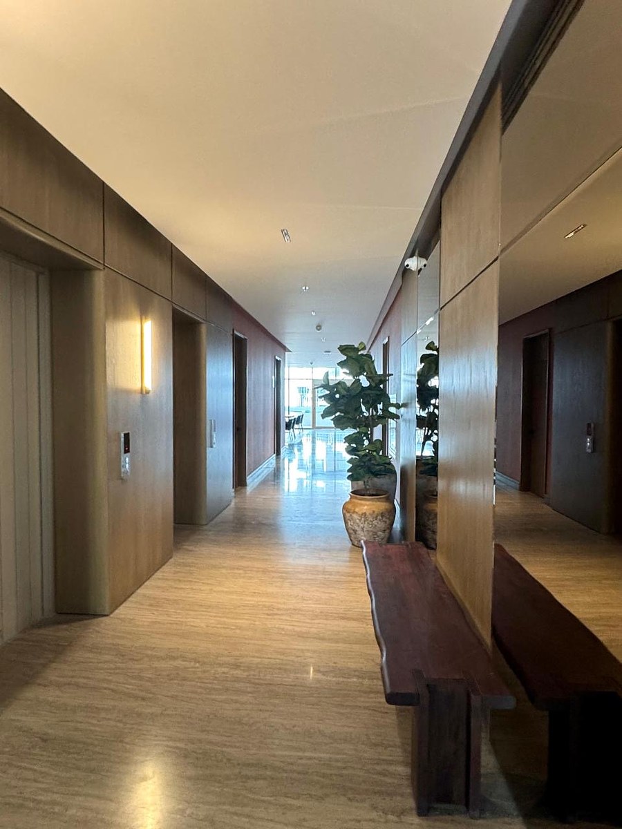 3 de 19: Área Elevadores