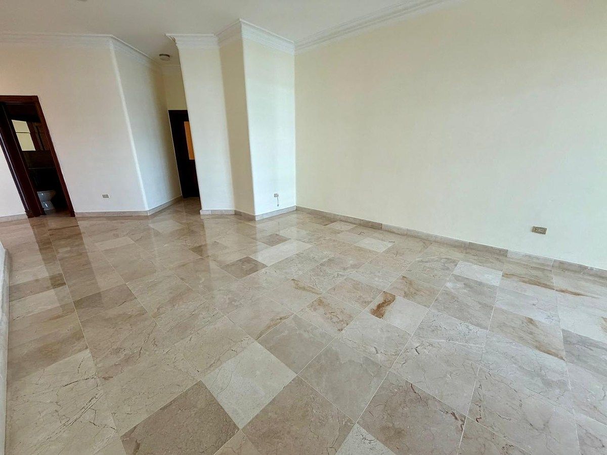 Apartamento en Piantini, foto 2