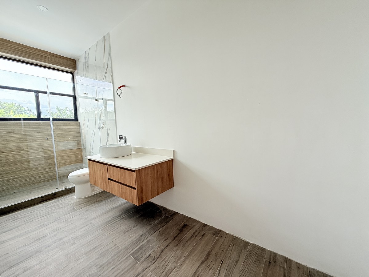 5 de 19: Baño Primera Recámara