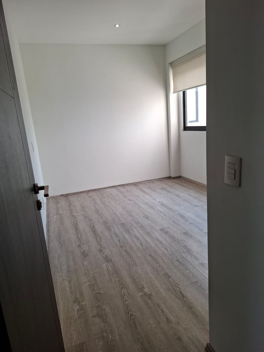 9 de 27: Recámara 1