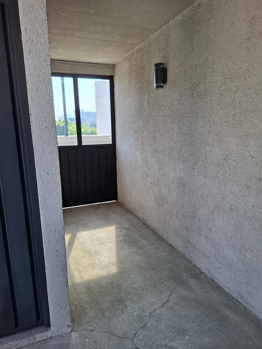 21 de 27: Pasillo roof garden