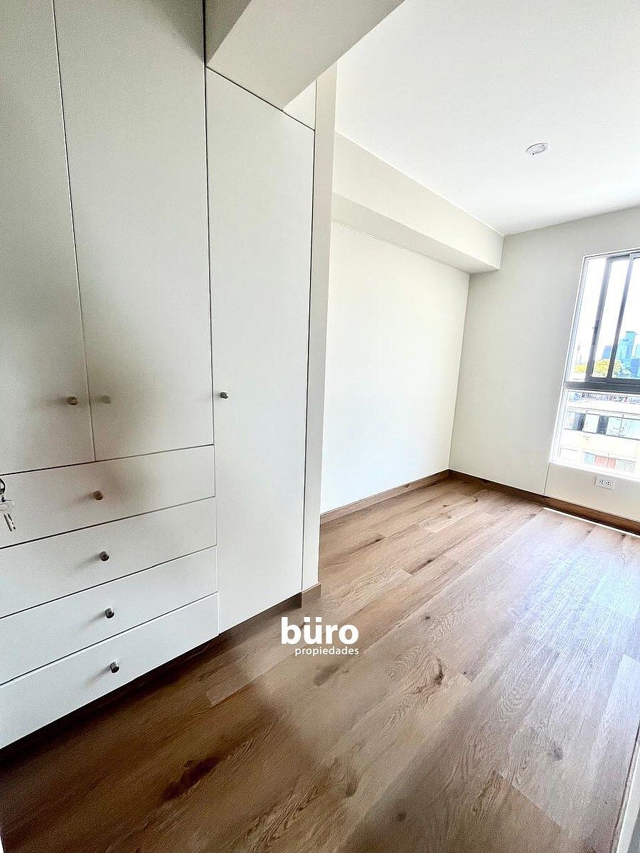 7 de 13: Dormitorio Secundario 1