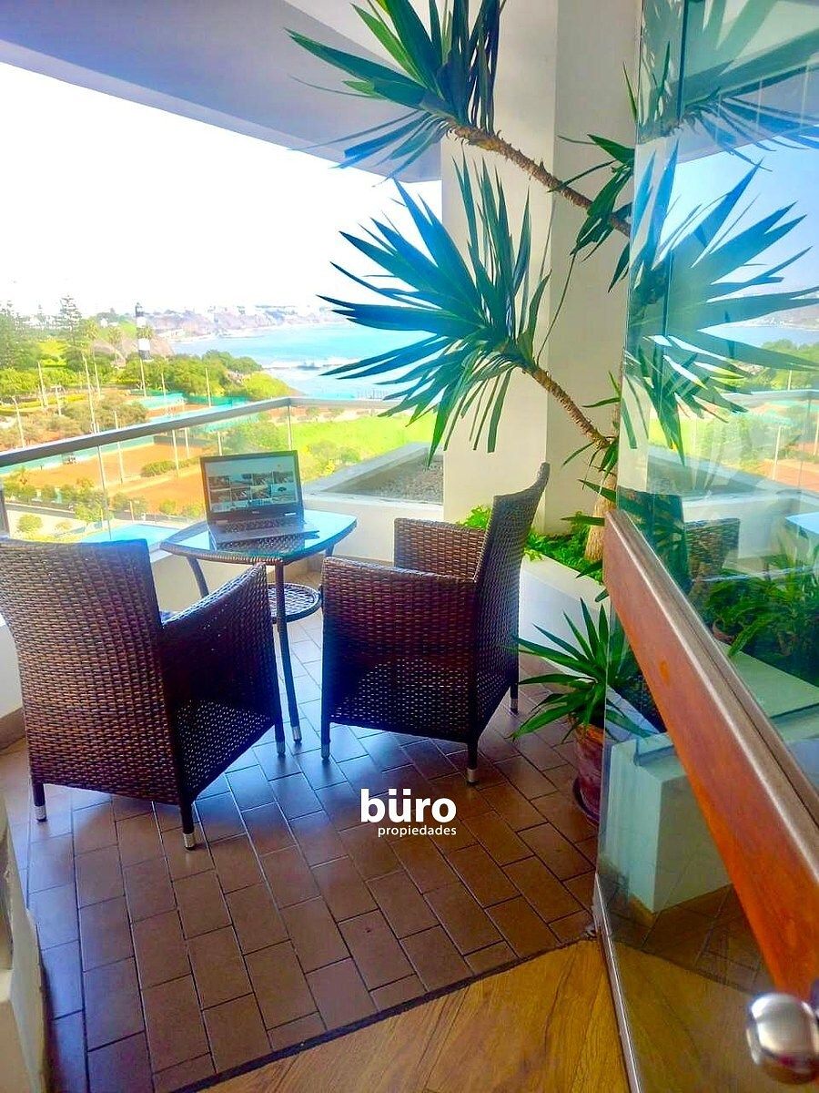 5 de 13: Relajante Balcón