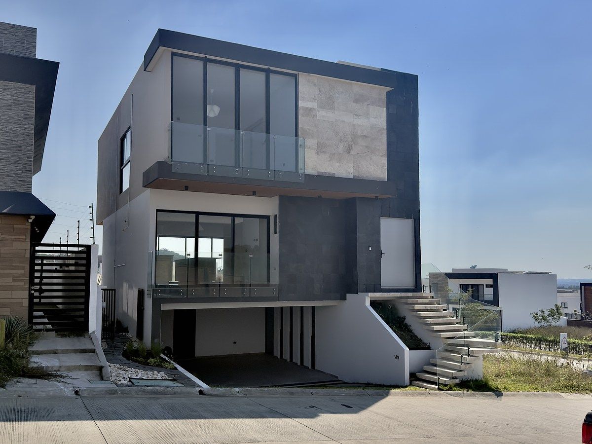 Casa con 4 recamaras en Punta Tiburon