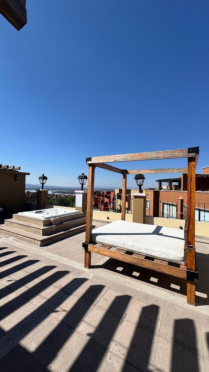 16 de 21: Jacuzzi en casa club