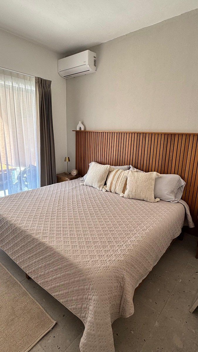 6 de 21: Cama King Size y aire acondicionado en recamara