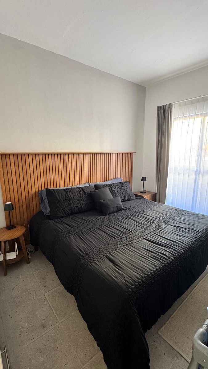 5 de 21: Cama King Size y aire acondicionado en recamara