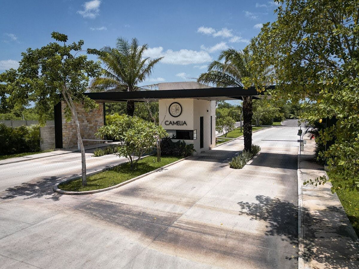 Lotes en Venta en Privada Residencial Camelia en Sitpach Yucatan