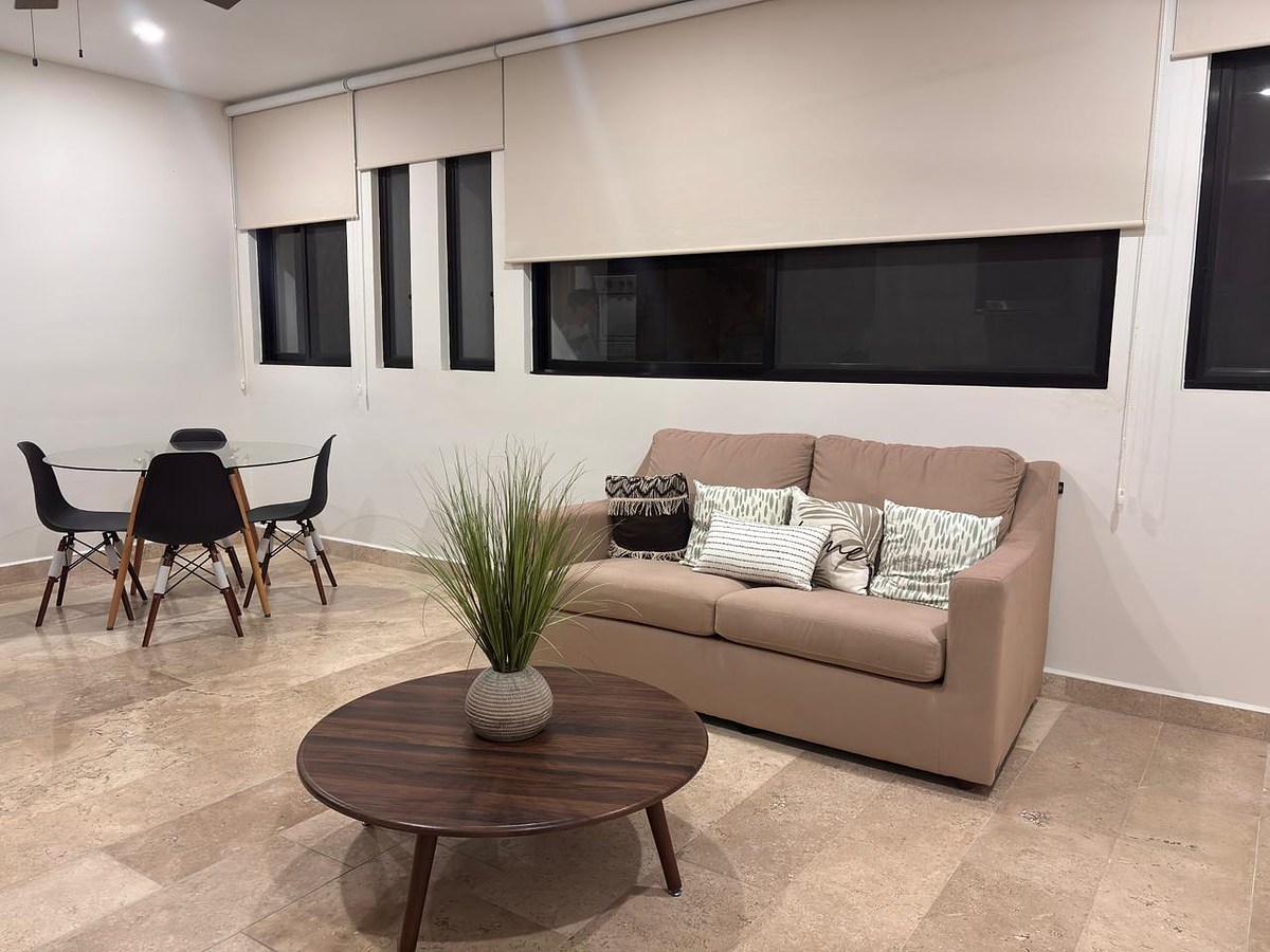 2 de 9: Sala y Comedor