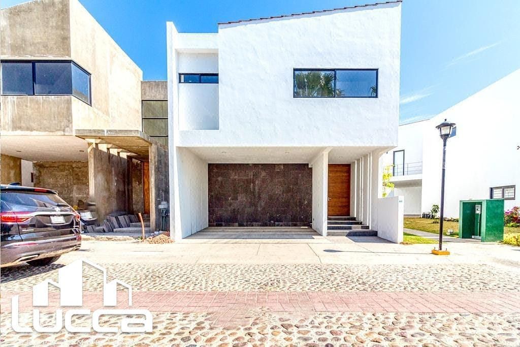 Casa en venta ubicada en el Fraccionamiento El Cid