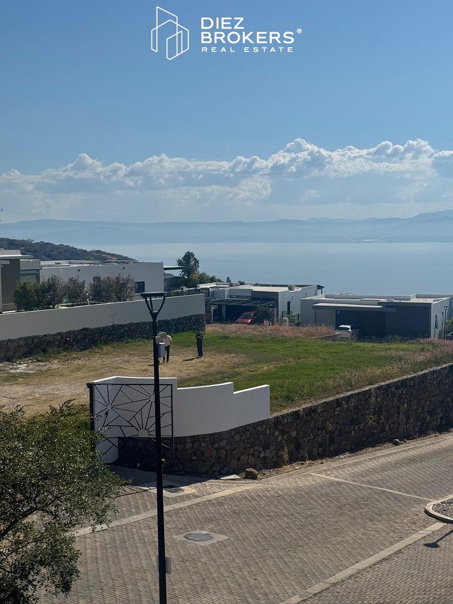 Terreno en Venta -Cumbres Chulavista, Chapala,Jal . - foto 1
