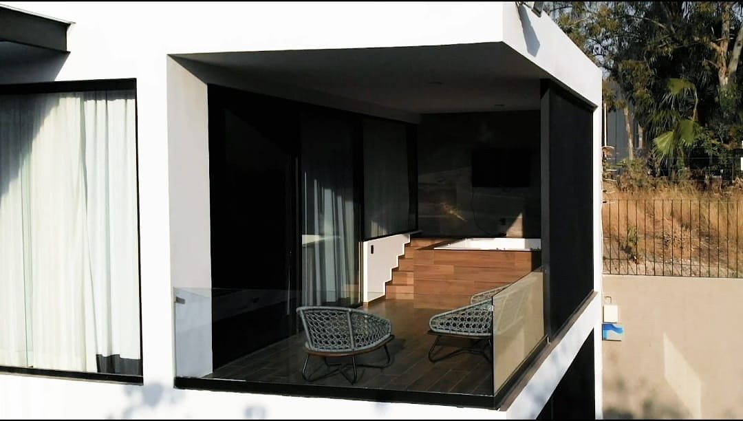 30 de 41: Terraza con jacuzzi Recámara principal