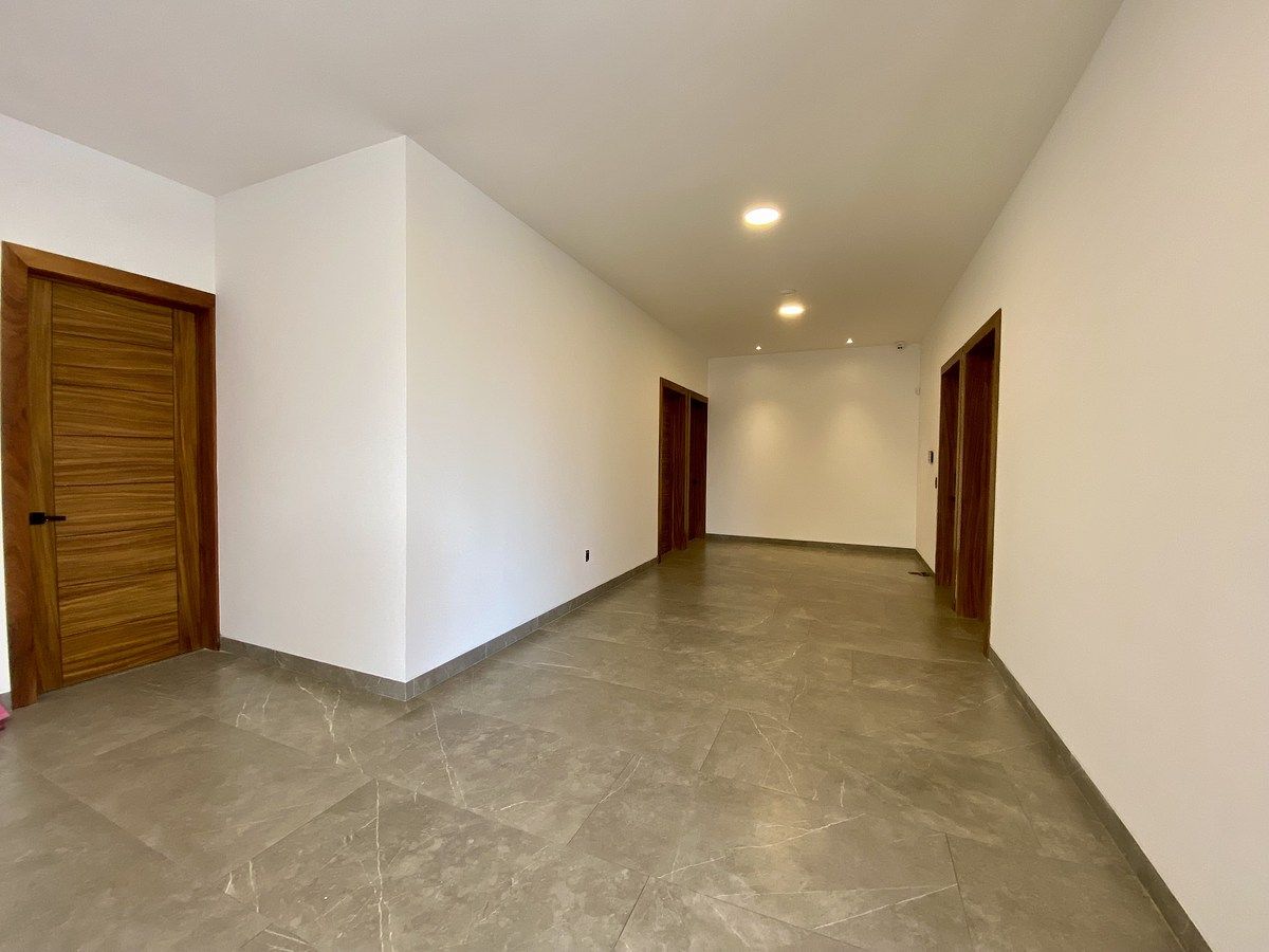 16 de 41: Distribuidor planta alta