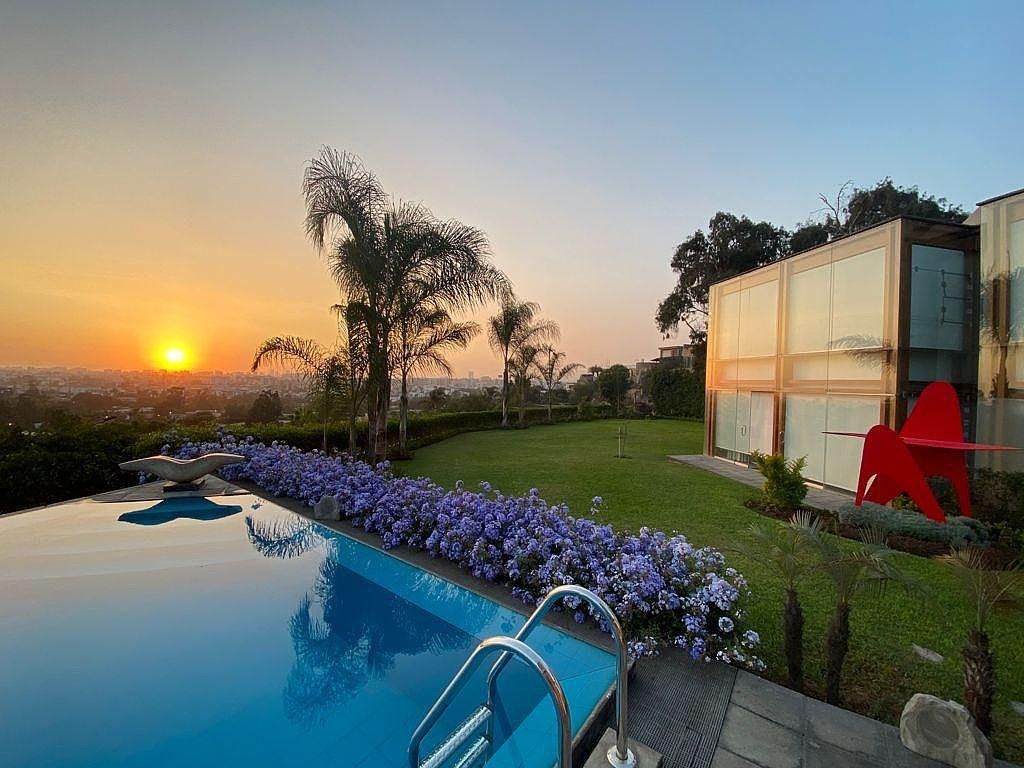 MODERNA CASA DE LUJO EN VENTA EN LAS CASUARINAS, foto 1 de 9