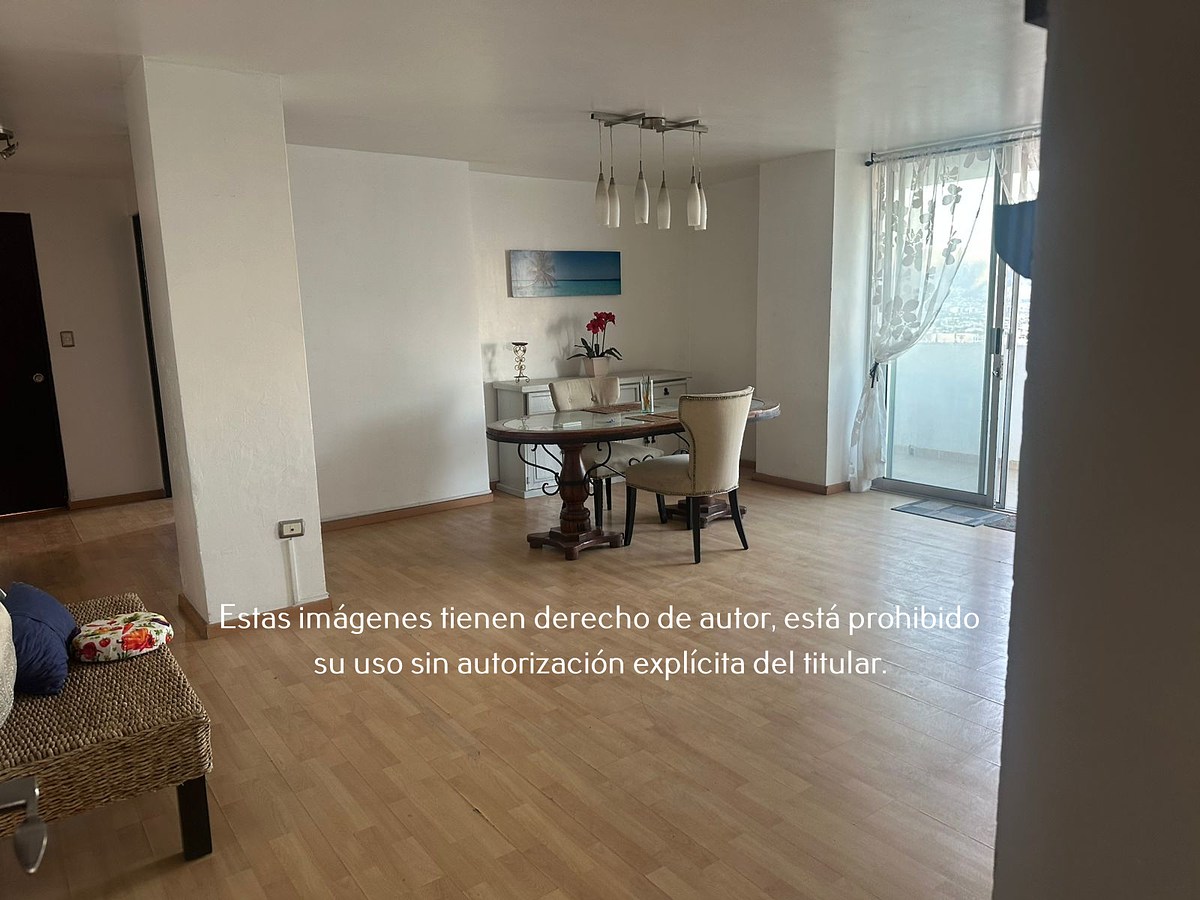 3 de 18: Departamento en Venta en Vista Hermosa