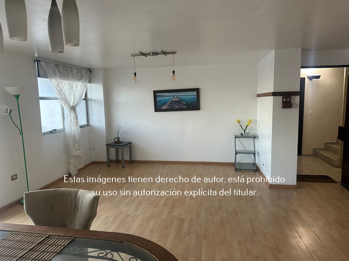 2 de 18: Departamento en Venta en Vista Hermosa