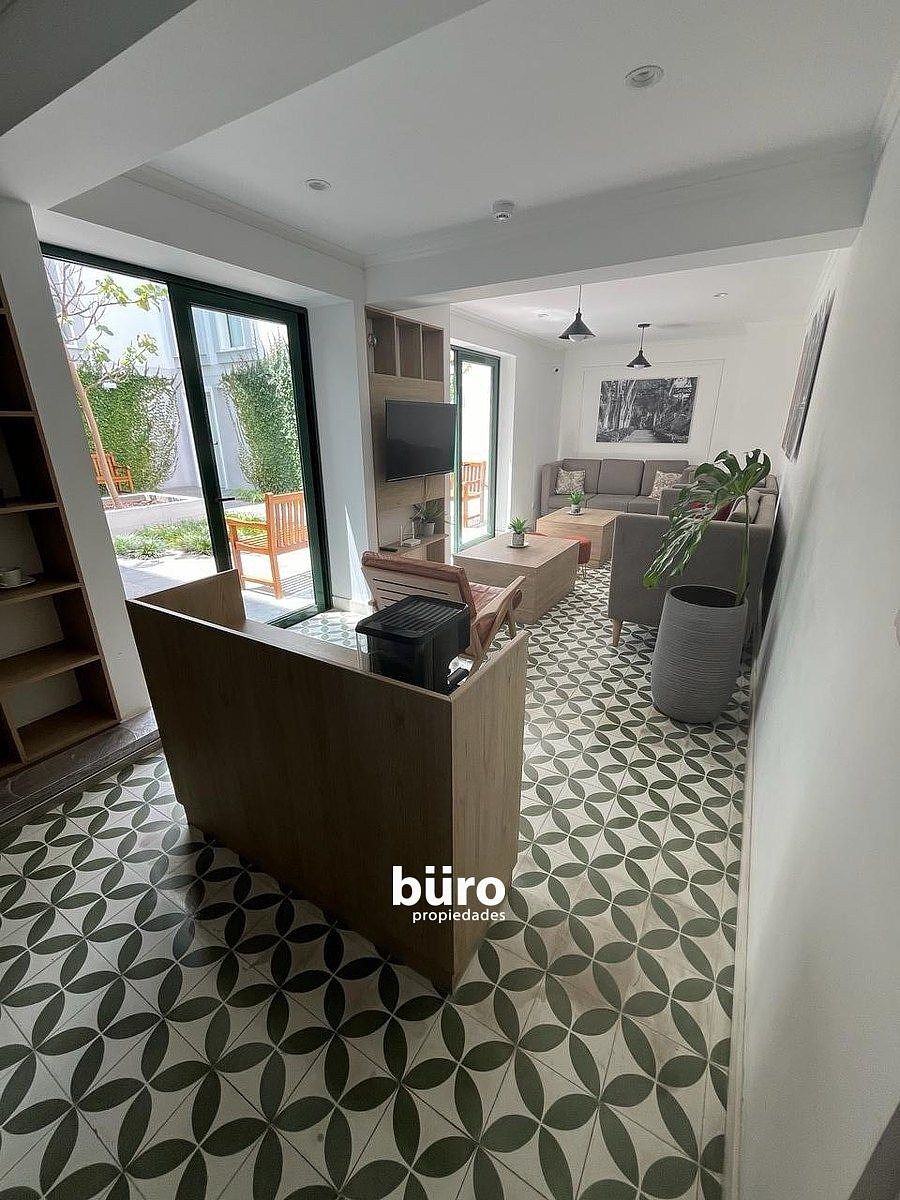 14 de 21: Sala de Reuniones Área Común