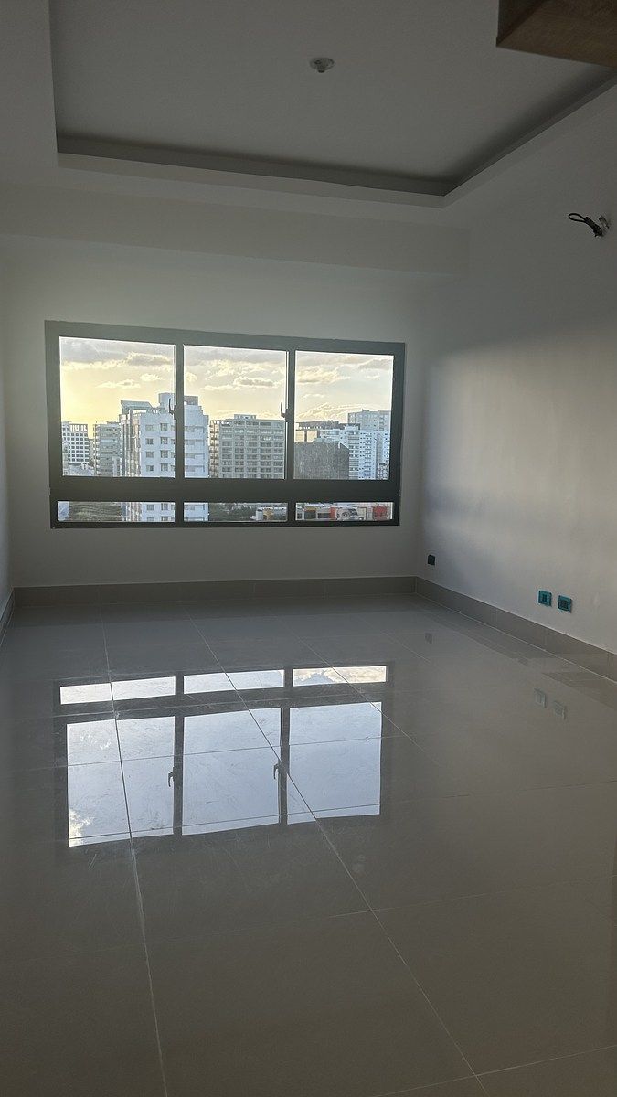 6 de 19: Hab Ppal y vista Hab ppal