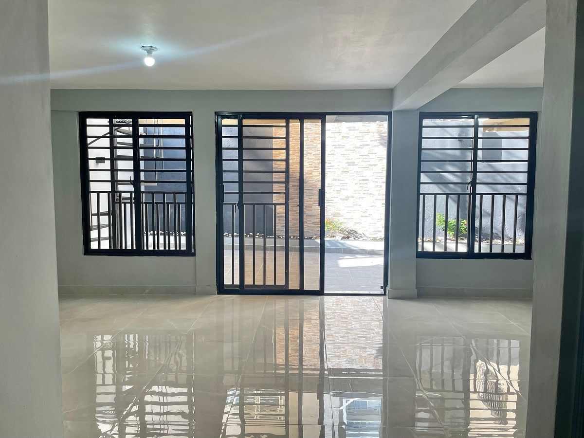House in La Julia, Santo Domingo Centro (Distrito Nacional), photo 6 of 37