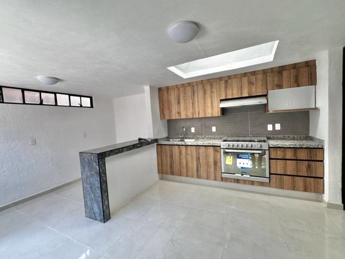 18 de 48: Espacio para isla