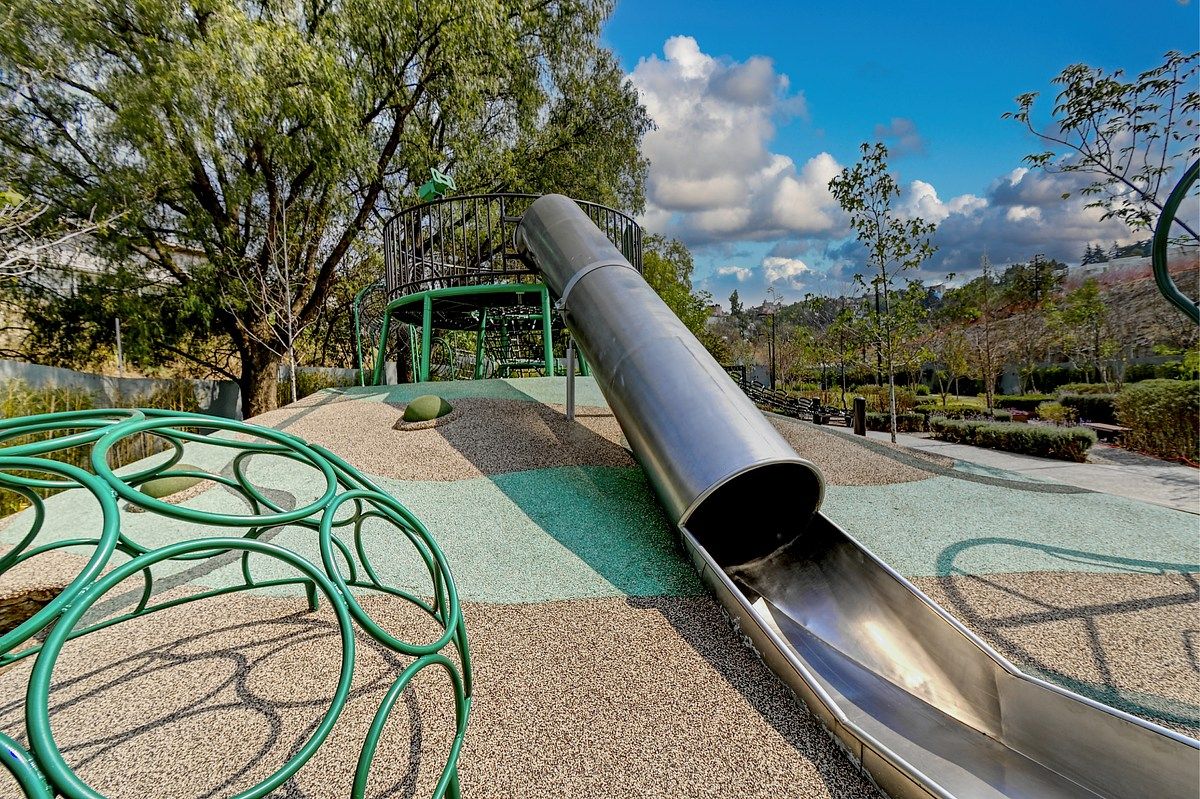 7 de 13: Zona de Juegos