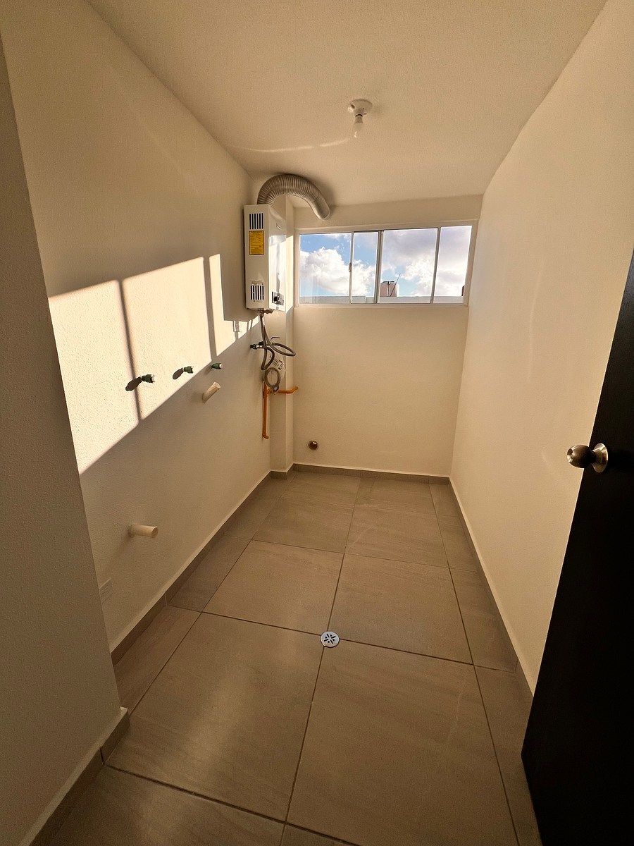 9 de 13: CUARTO DE LAVADO