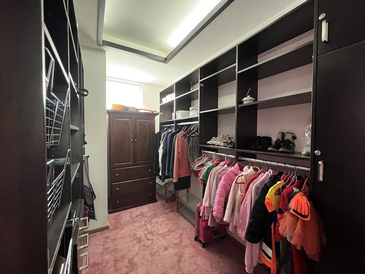 31 de 39: Vestidor tercer recámara