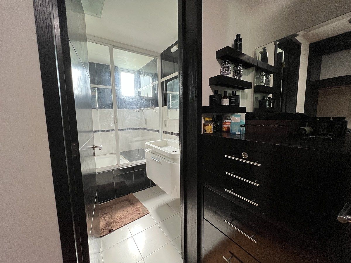 28 de 39: Baño segunda recámara