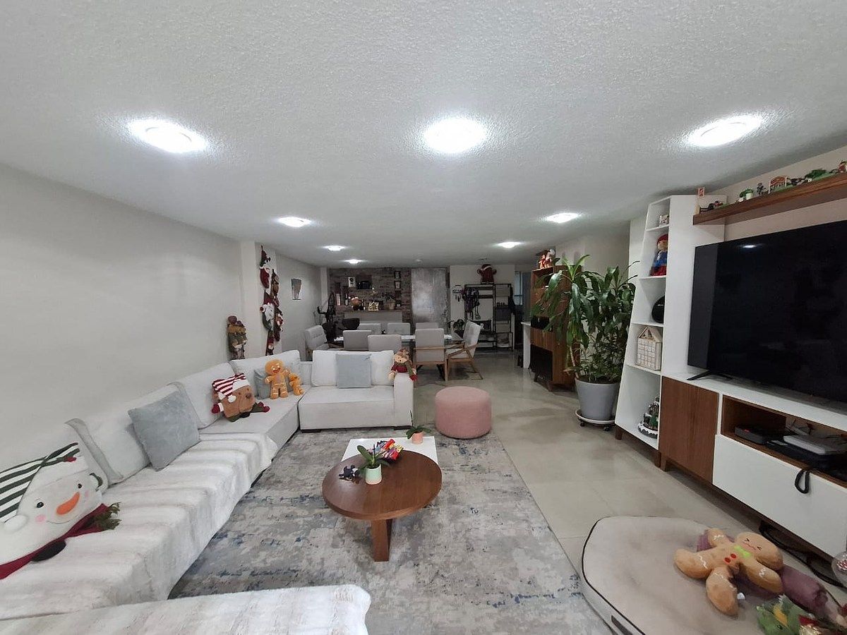 APARTAMENTO PARA ALUGAR EM POLANCO, foto 1 de 18