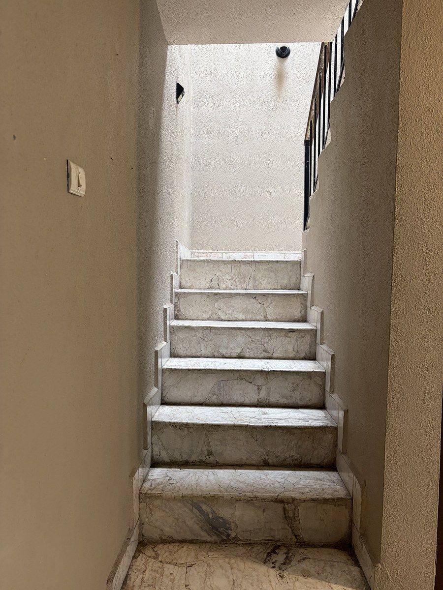 11 de 25: ESCALERAS