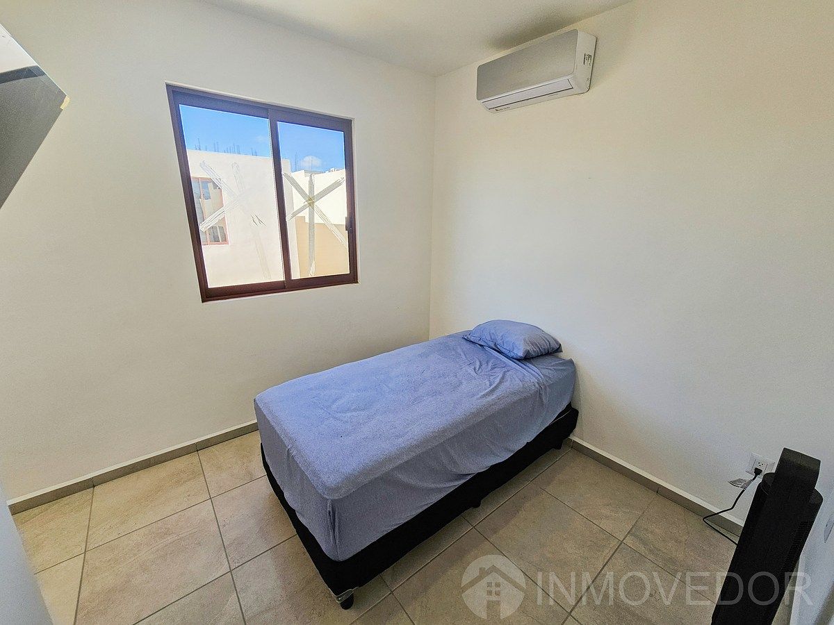 20 of 27: Recámara 2