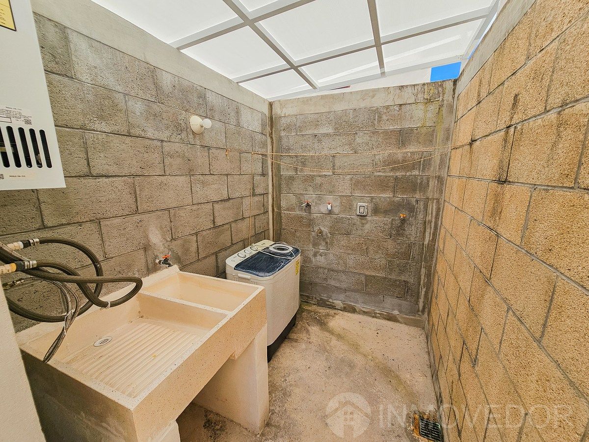 24 of 27: Area de lavado