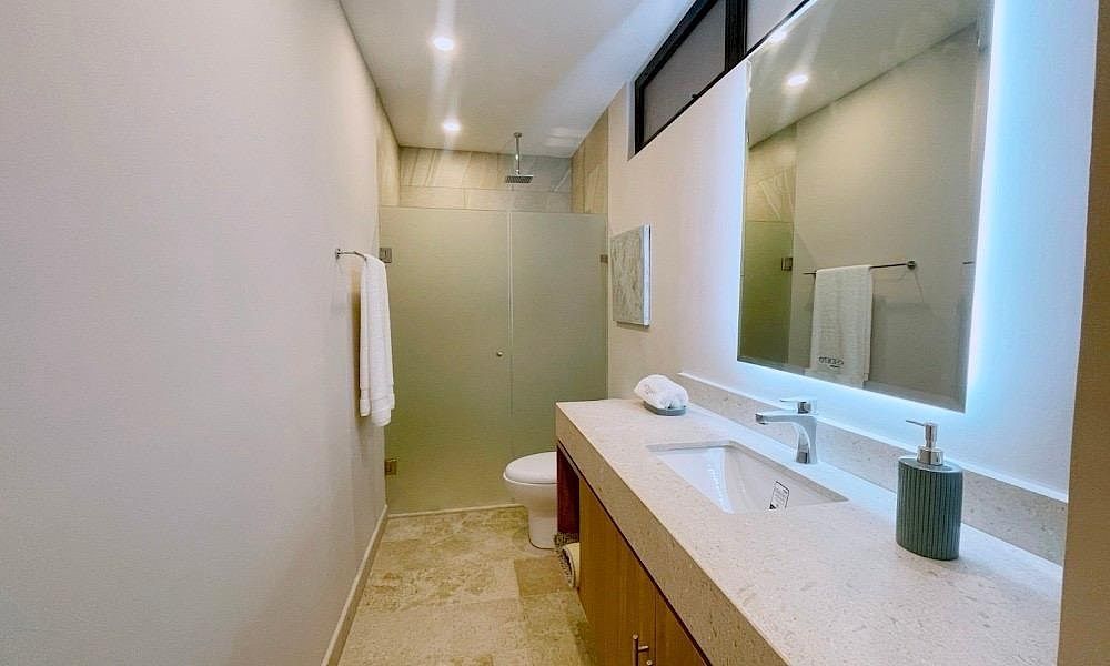 6 de 28: Baño completo recamara 1