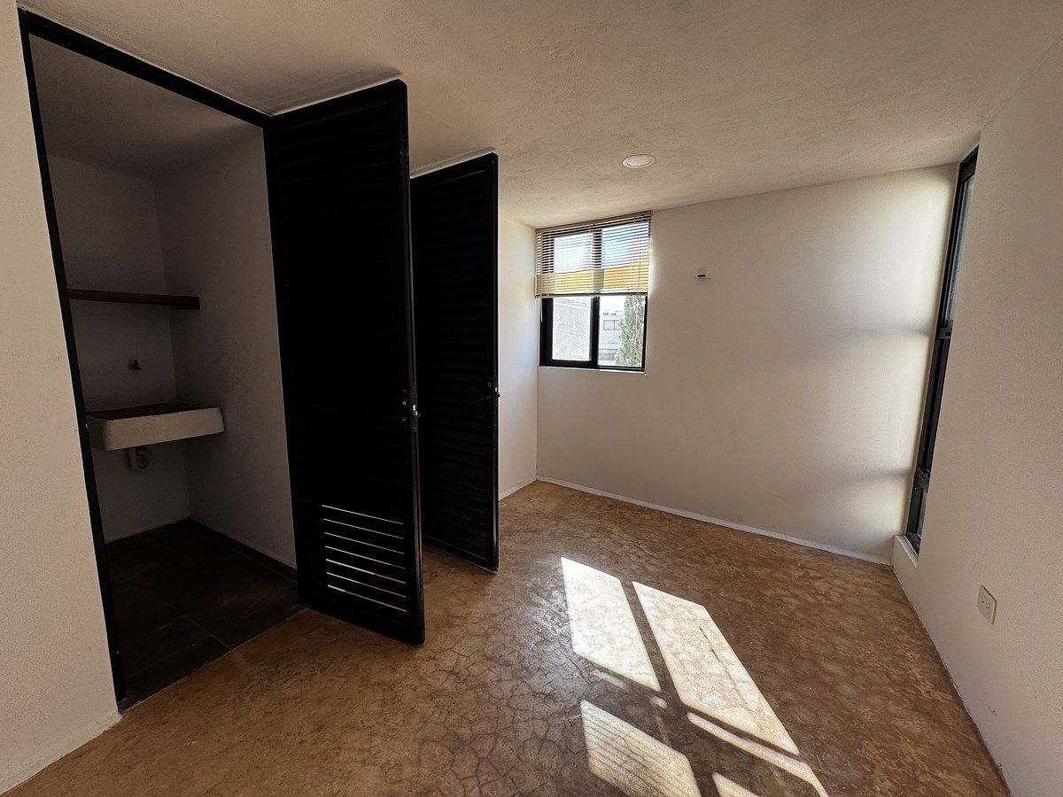 38 de 41: Cuarto de servicio