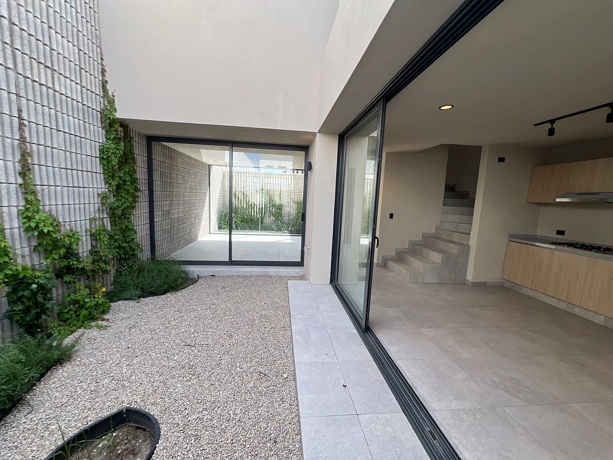 House in Gated Community in Juriquilla, Querétaro, photo 4 of 25