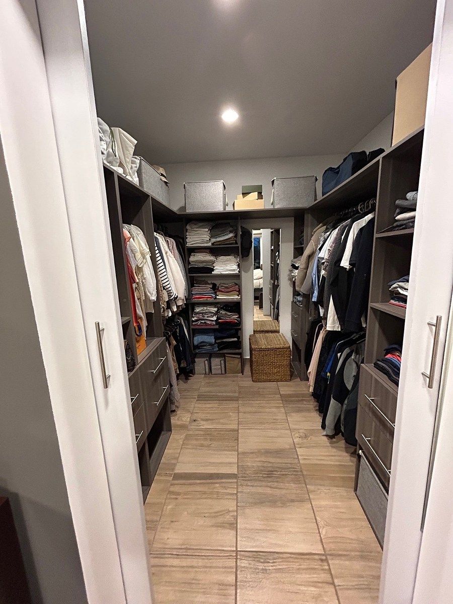 16 de 28: Walking closet