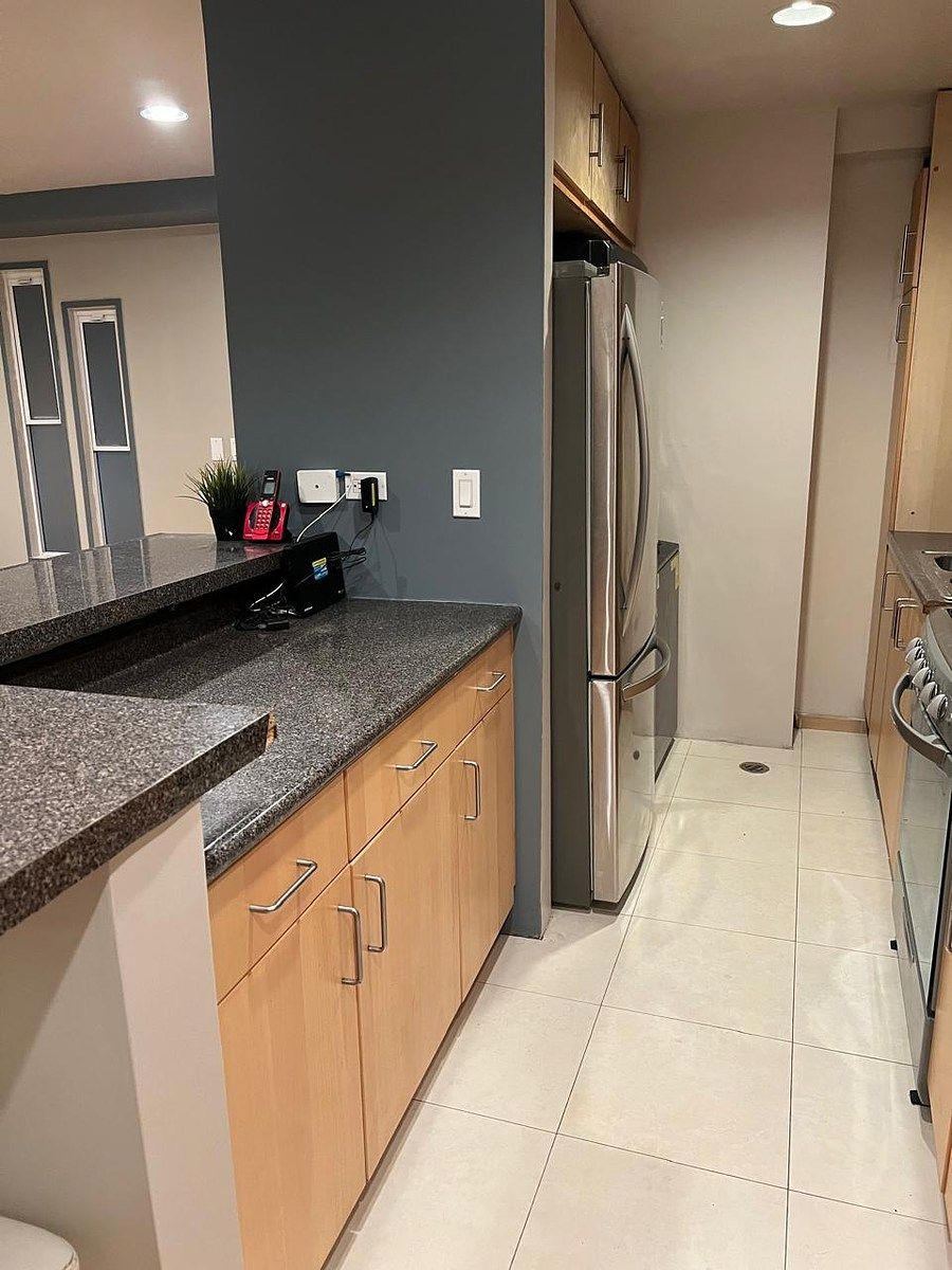 12 de 13: cocina equipada