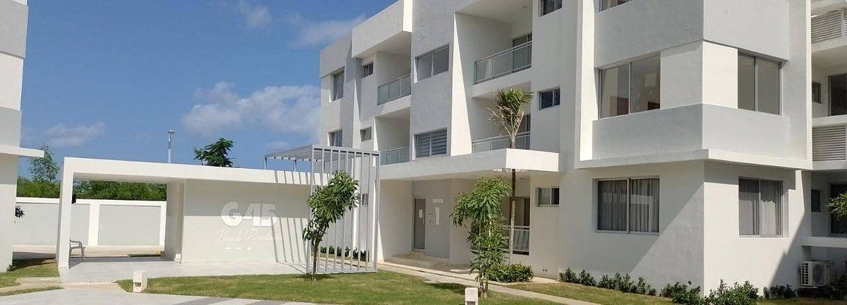 2 de 9: ENTRADA DE ACCESO