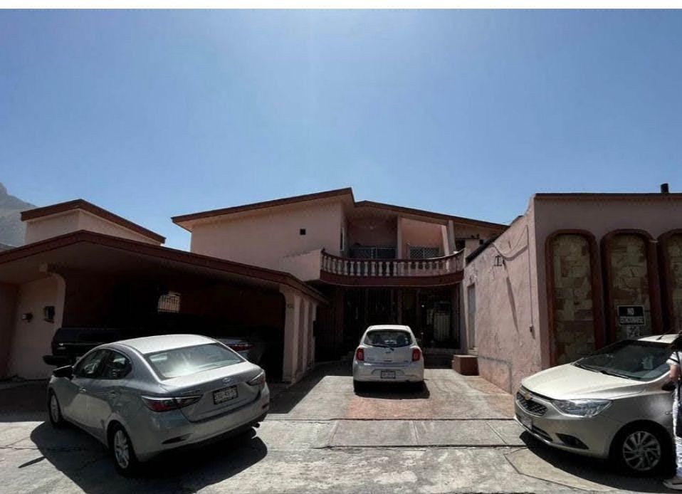 CASA EN VENTA EN CONTRY SAN JUANITO, MTY., N.L. - foto 1