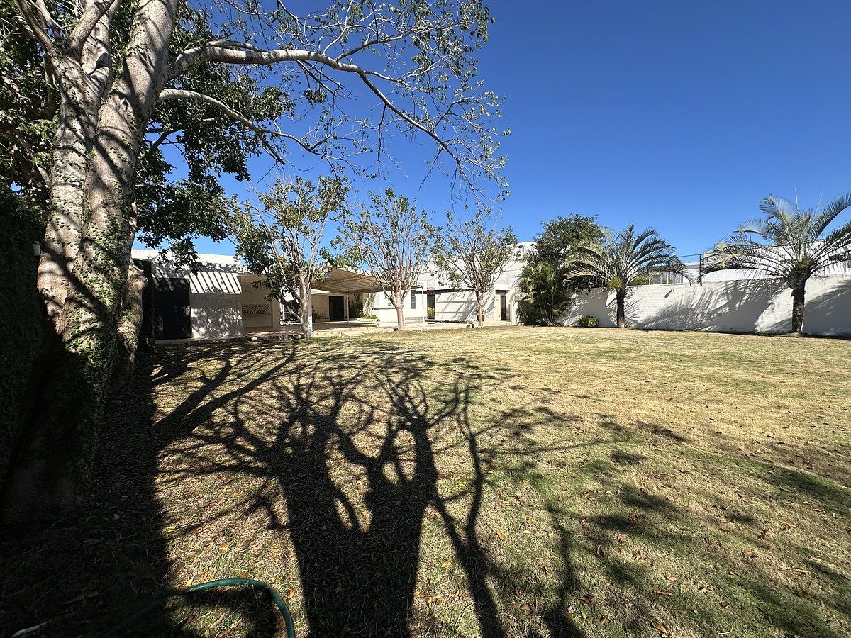 Casa en venta en esquina ubicada en Cholul - foto 4