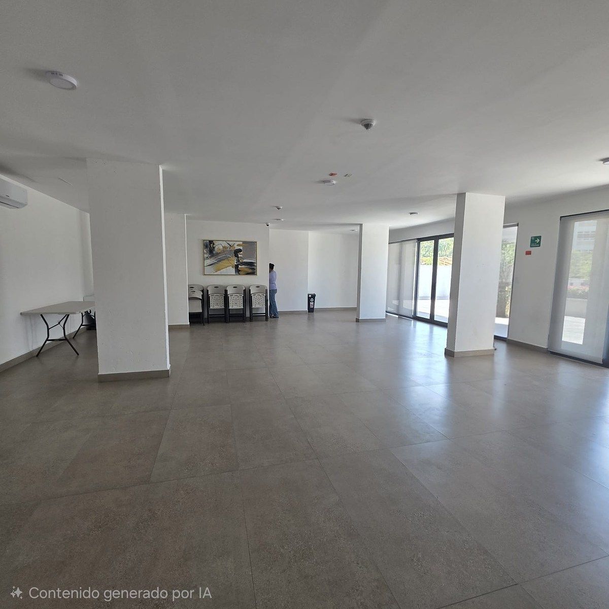 10 de 12: SALON DE USOS MIXTOS