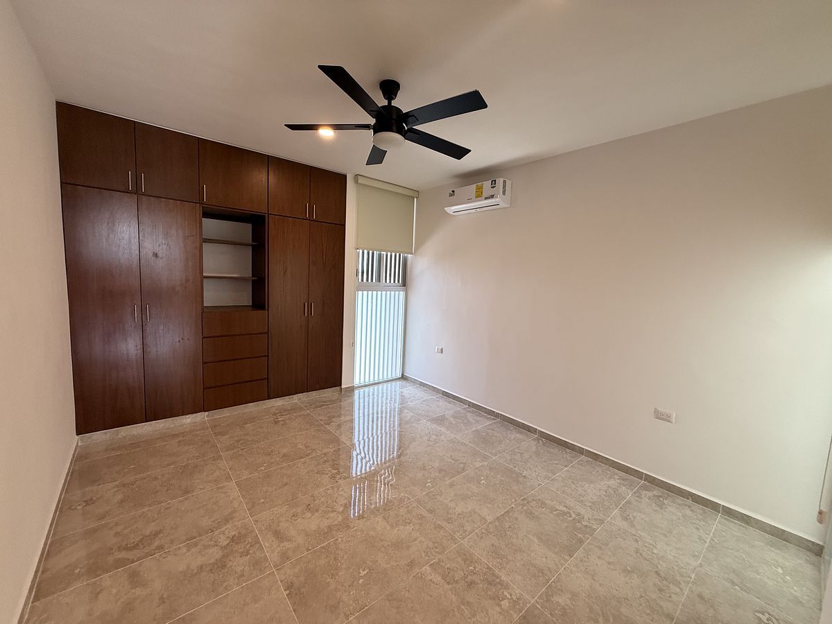 11 de 15: Recámara 2